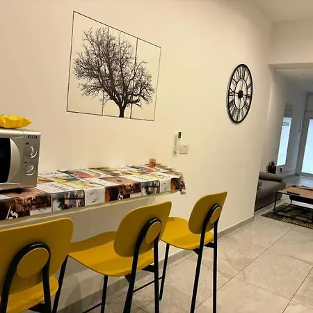 Stylish 2 Bedroom Loft With Yard דירה Pietà